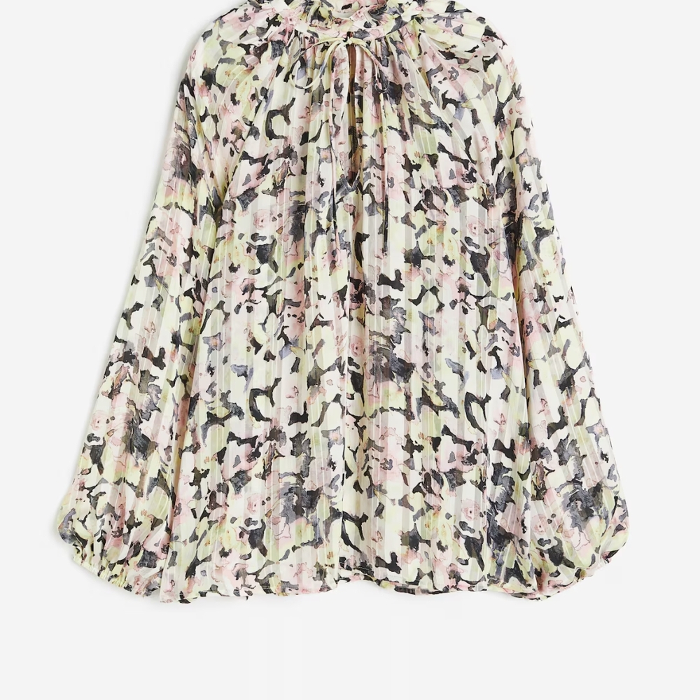 Ladies H&M Frill Trimmed Floral BlouseSize Large